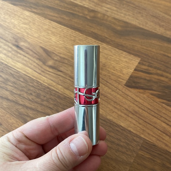 **NEW** Yves St Laurent Candy Glazed lip gloss. - Picture 3 of 4
